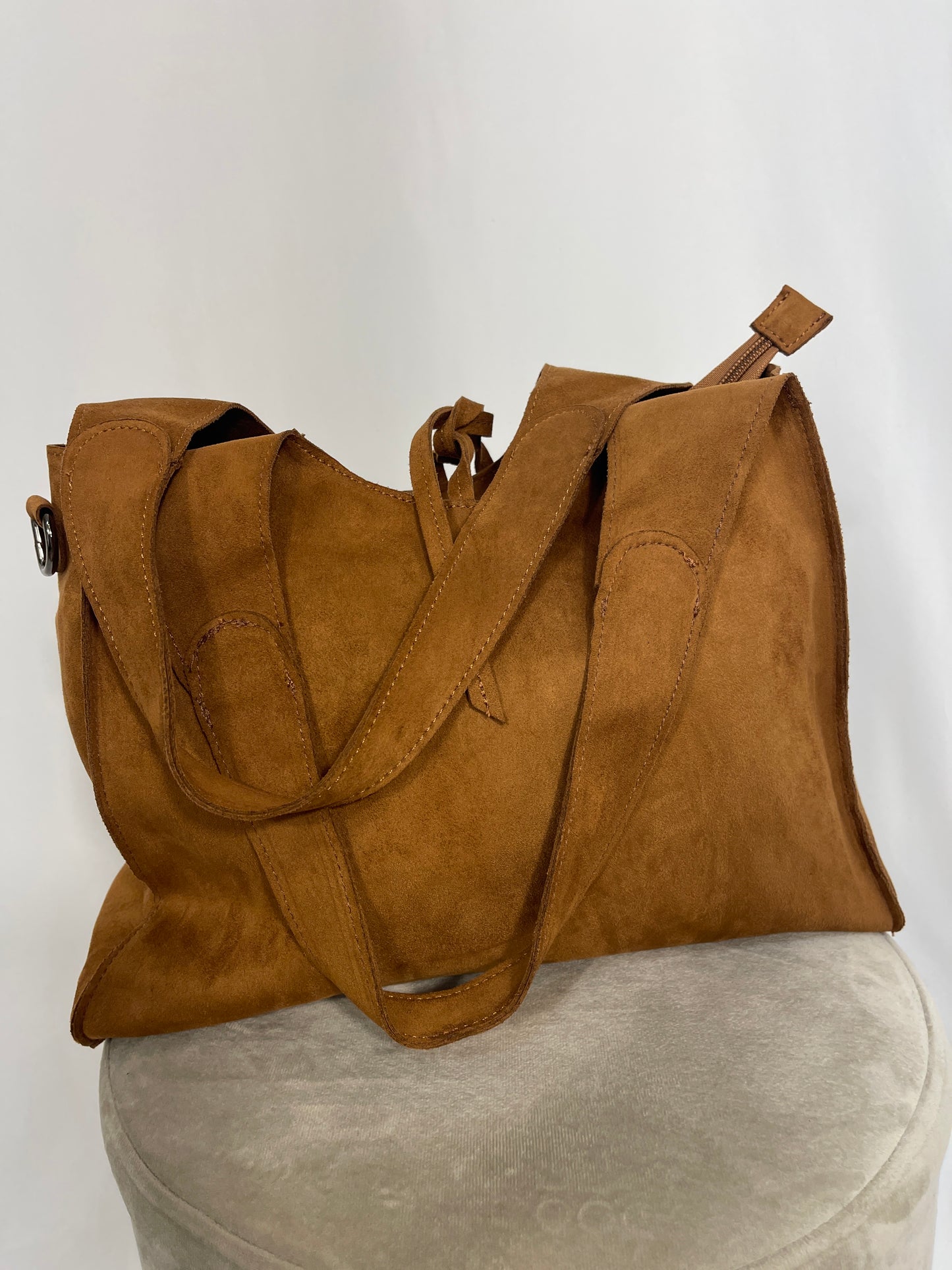 Borsa Nora