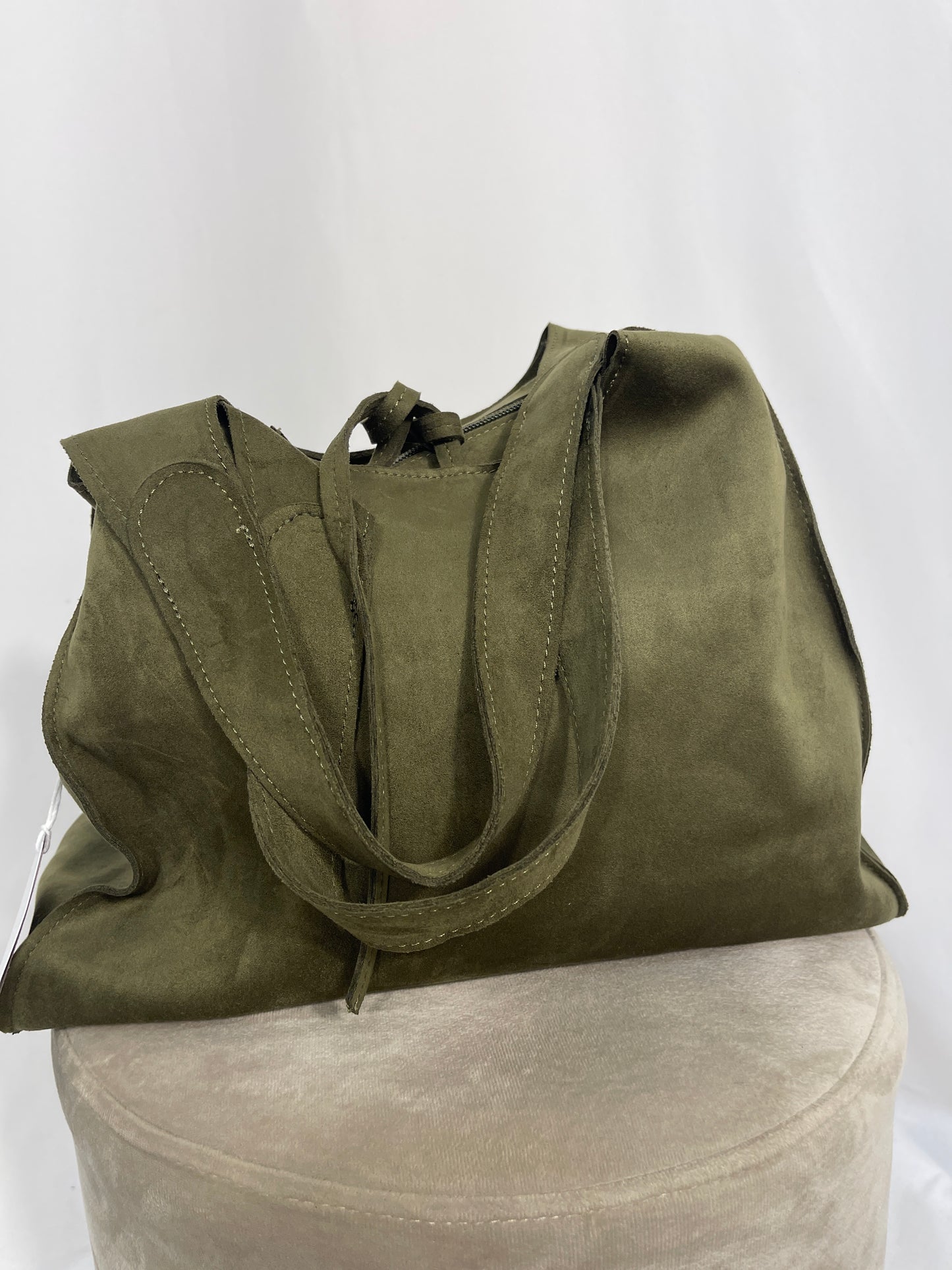 Borsa Nora