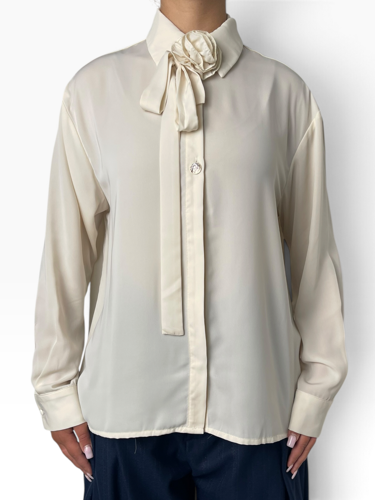 Camicia fluida con fiocco e rosa Donna  -  MW2630012