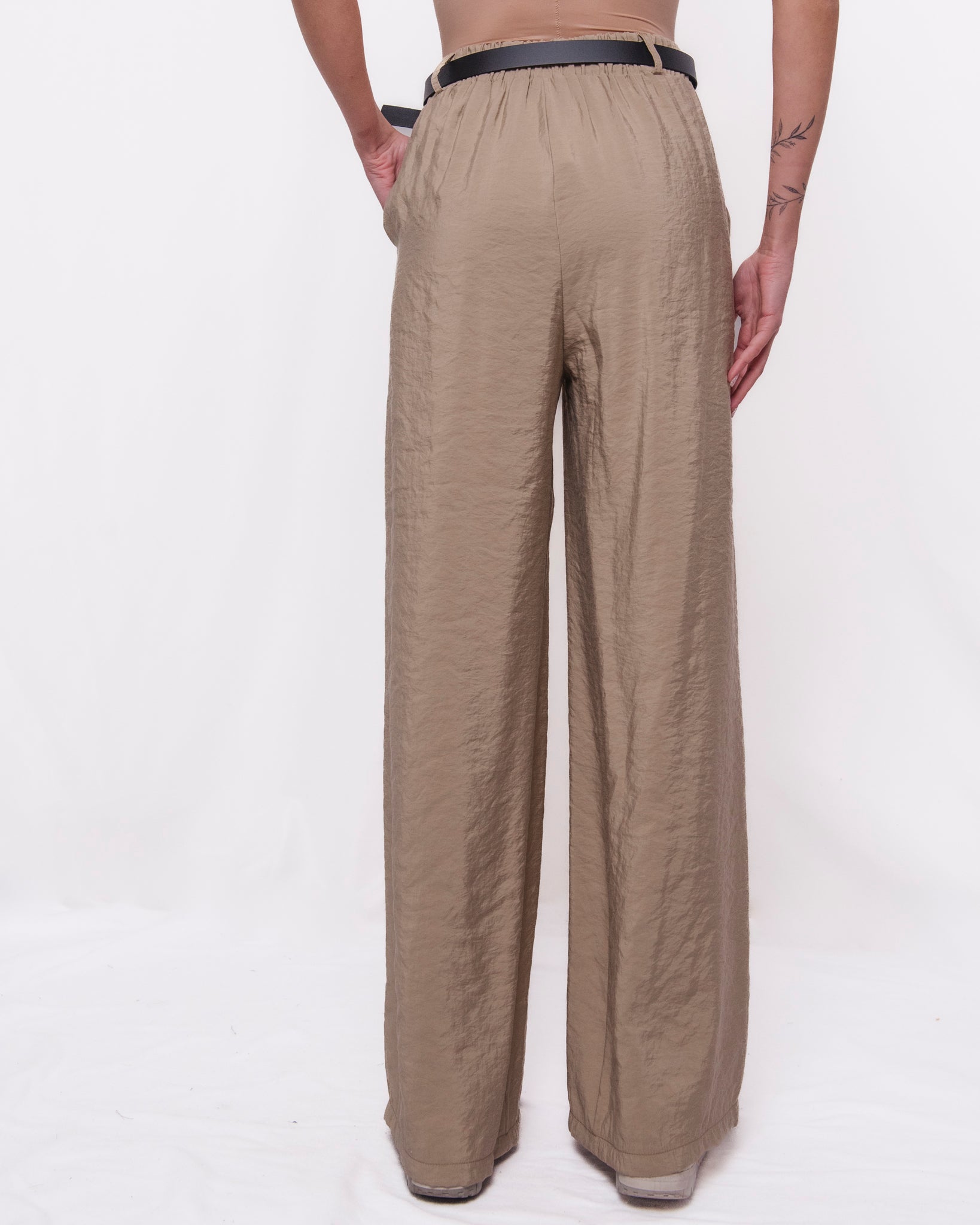 Pantaloni wide leg elastico in vita tessuto fluido Donna  -  S02E0002