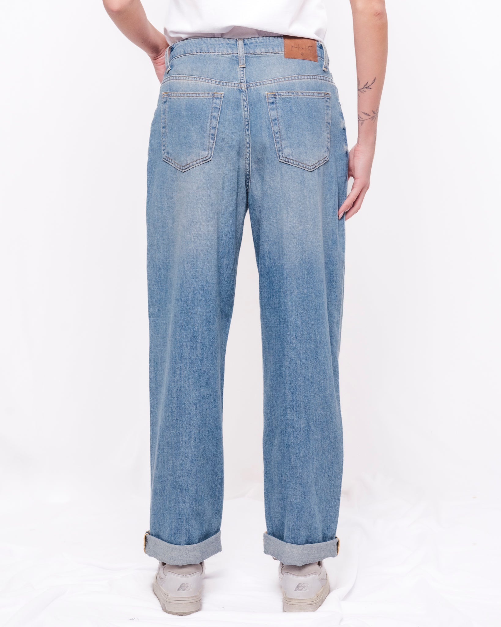 Jeans straight vita alta con risvolto ampio Donna  -  G02V0100