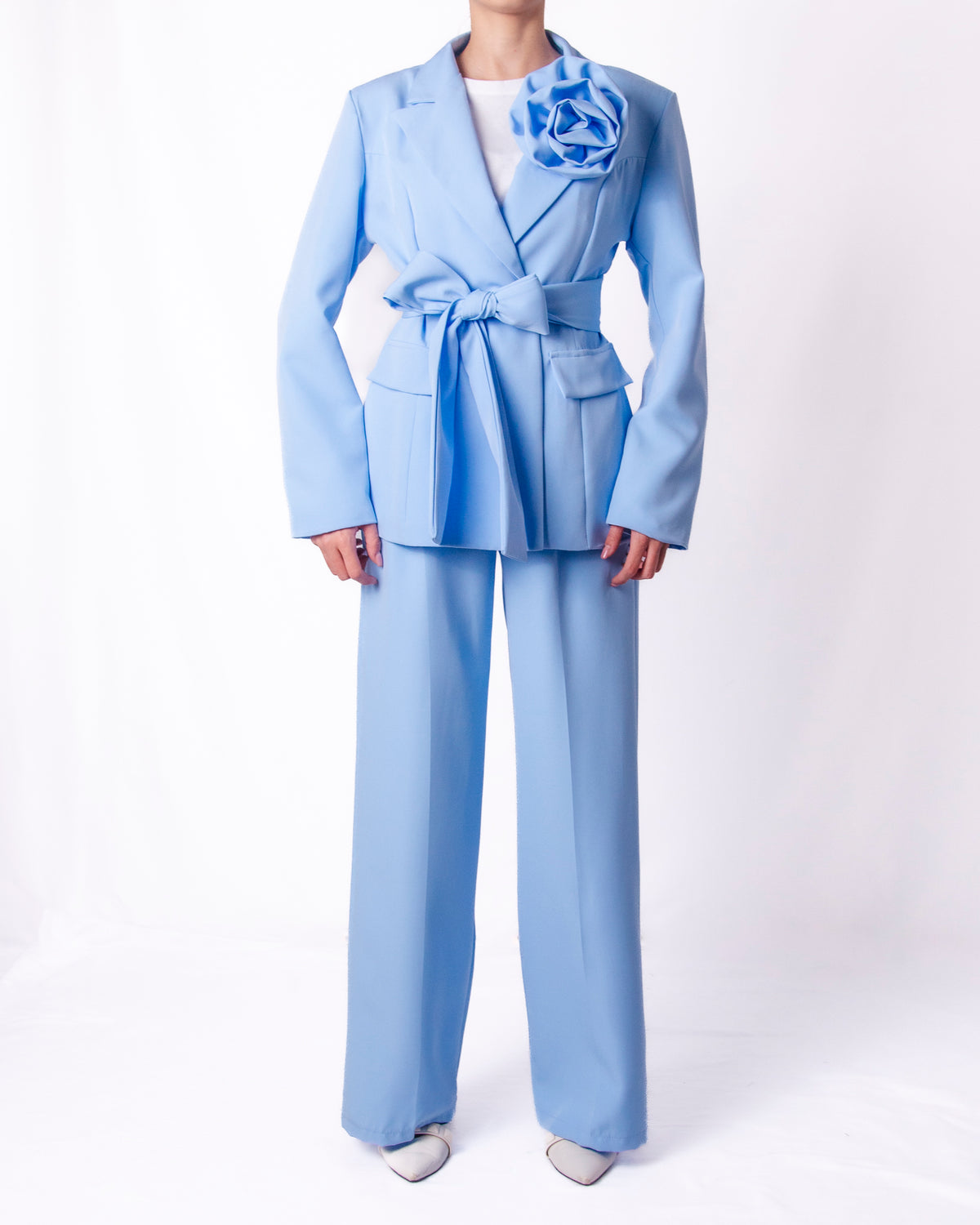 Completo blazer e pantalone wide leg con rosa applicata Donna  -  25119BO