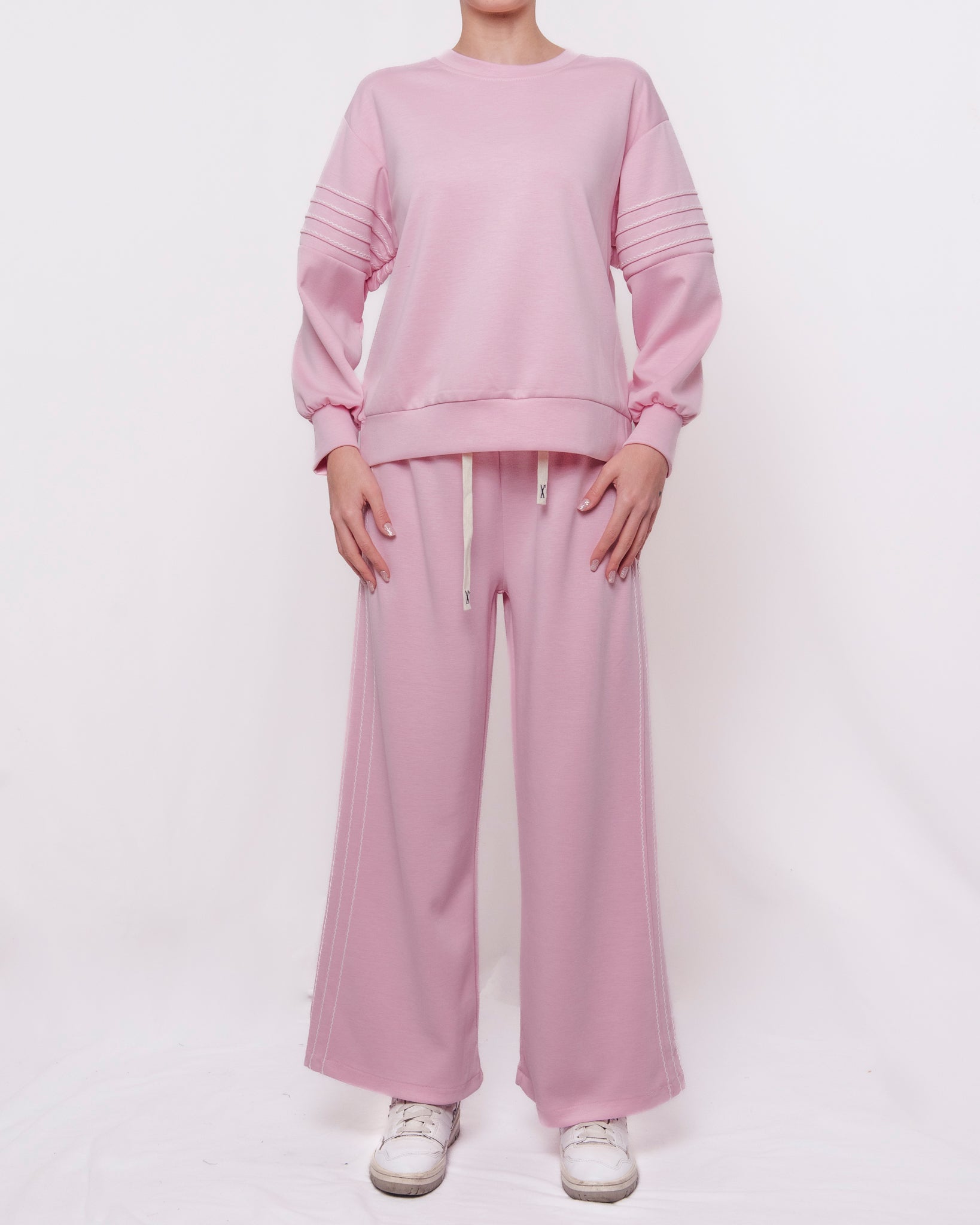 Tuta loungewear felpa e pantalone wide leg cuciture a contrasto Donna  -  6753V