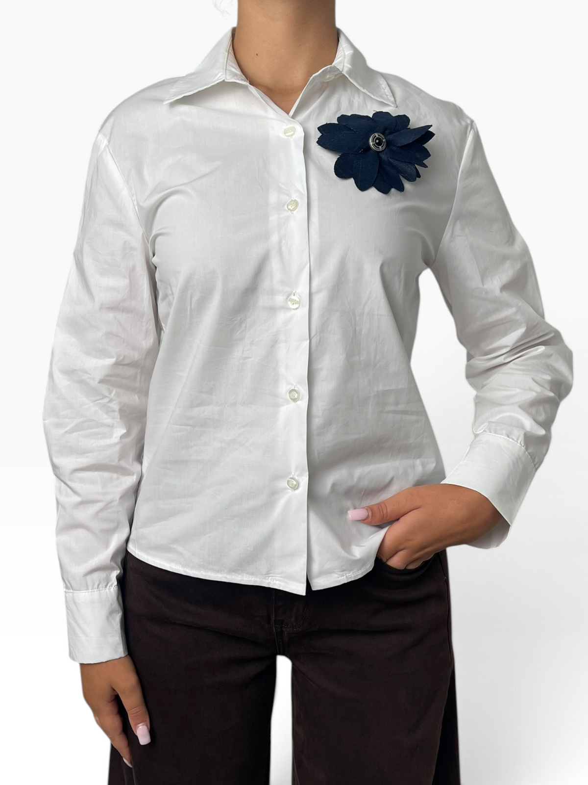Camicia sagomata con fiore applicato Donna  -  8142CI