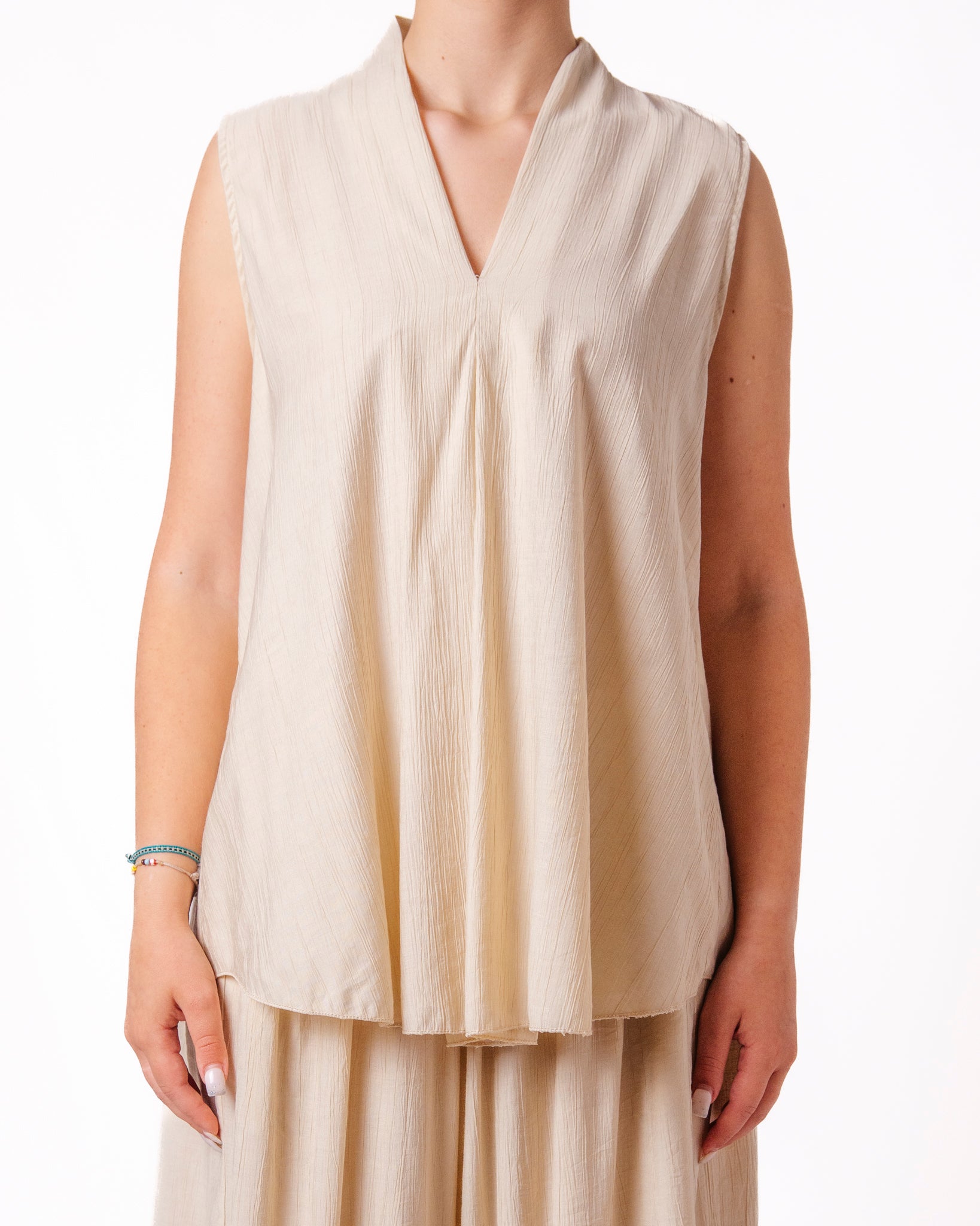 Blusa senza maniche scollo a V tessuto fluido Donna  -  26183CL