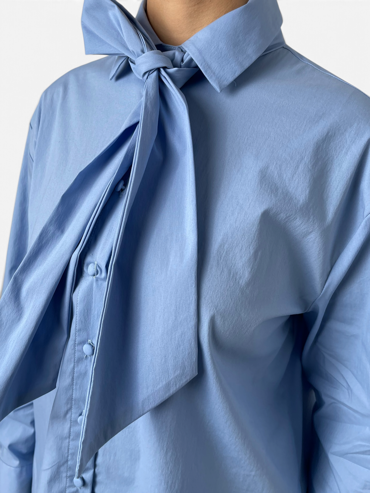 Camicia morbida con foulard al collo Donna  -  MW2630006