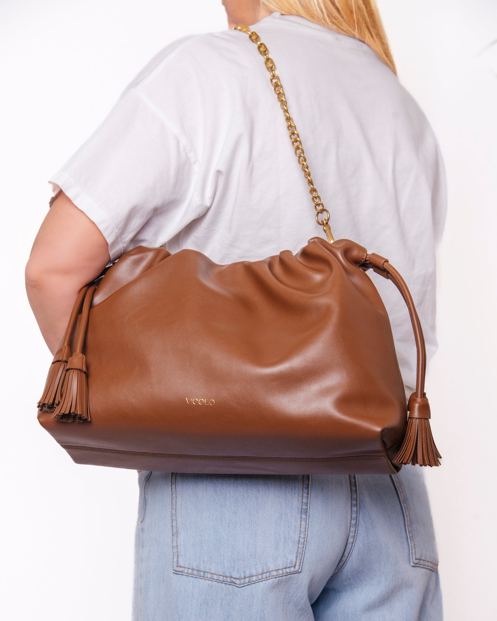 Borsa Hobo in Ecopelle con Catena Dorata e Nappine Donna  -  XAB0034