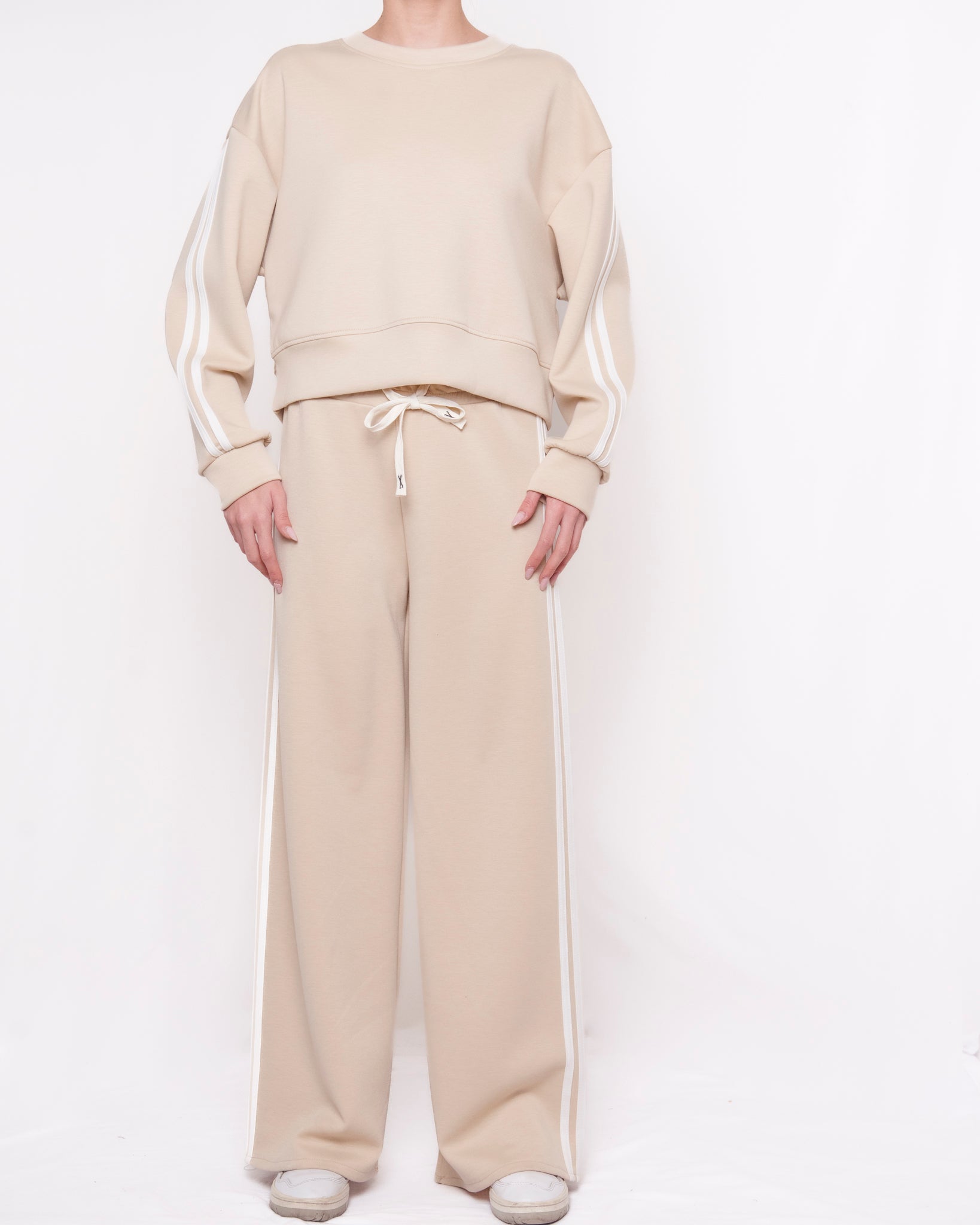 Completo felpa e pantaloni tuta con bande laterali Donna  -  6718V
