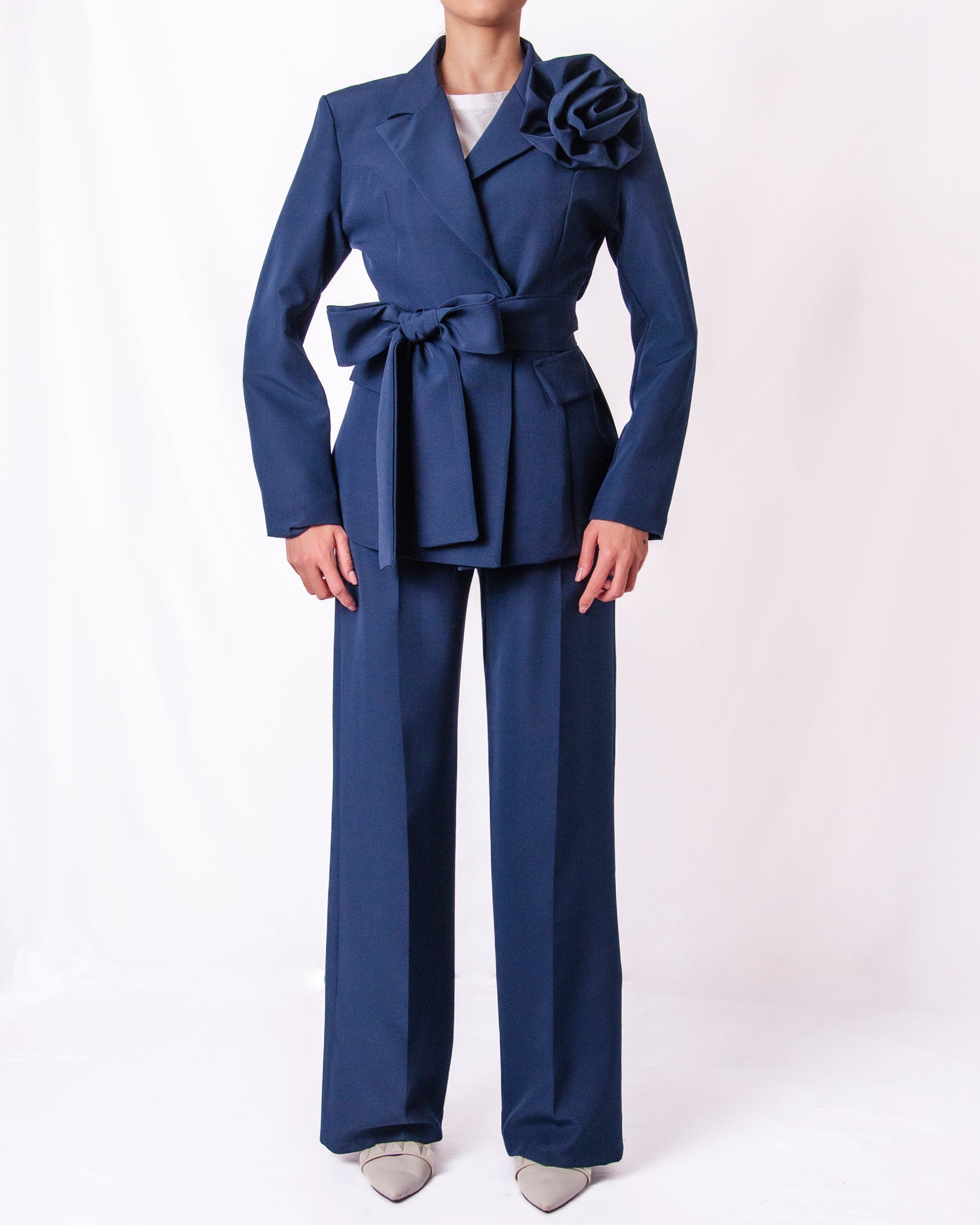 Completo blazer e pantalone wide leg con rosa applicata Donna  -  25119BO