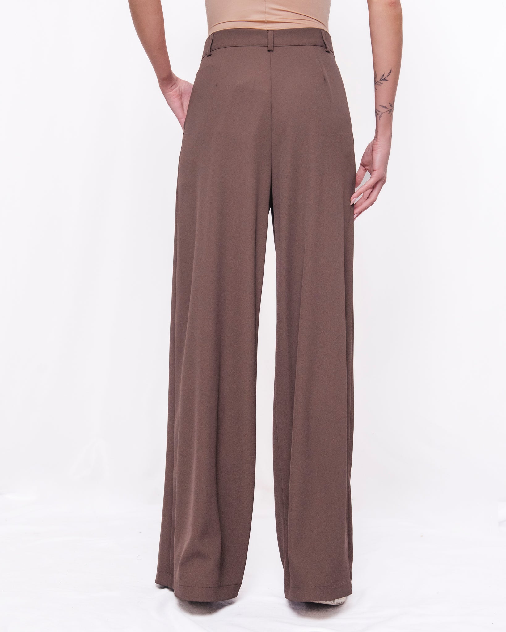 Pantaloni a gamba larga vita alta con piega Donna  -  M02N0019