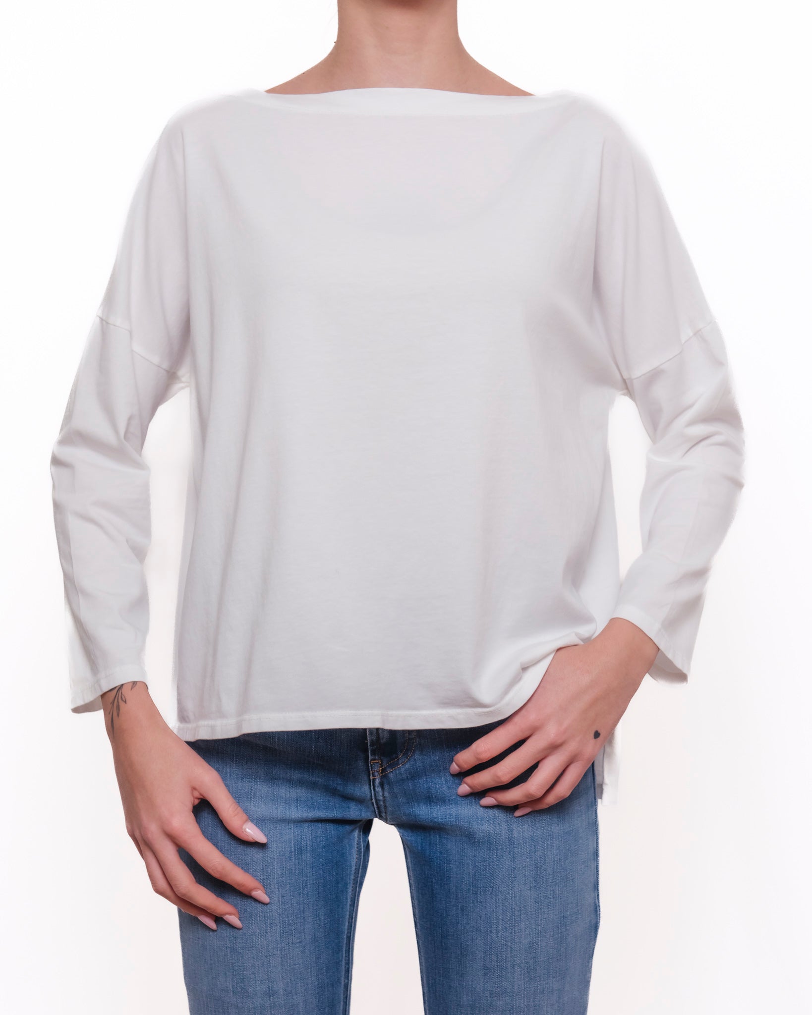 T-shirt oversize maniche lunghe scollatura a barca Donna  -  82879V