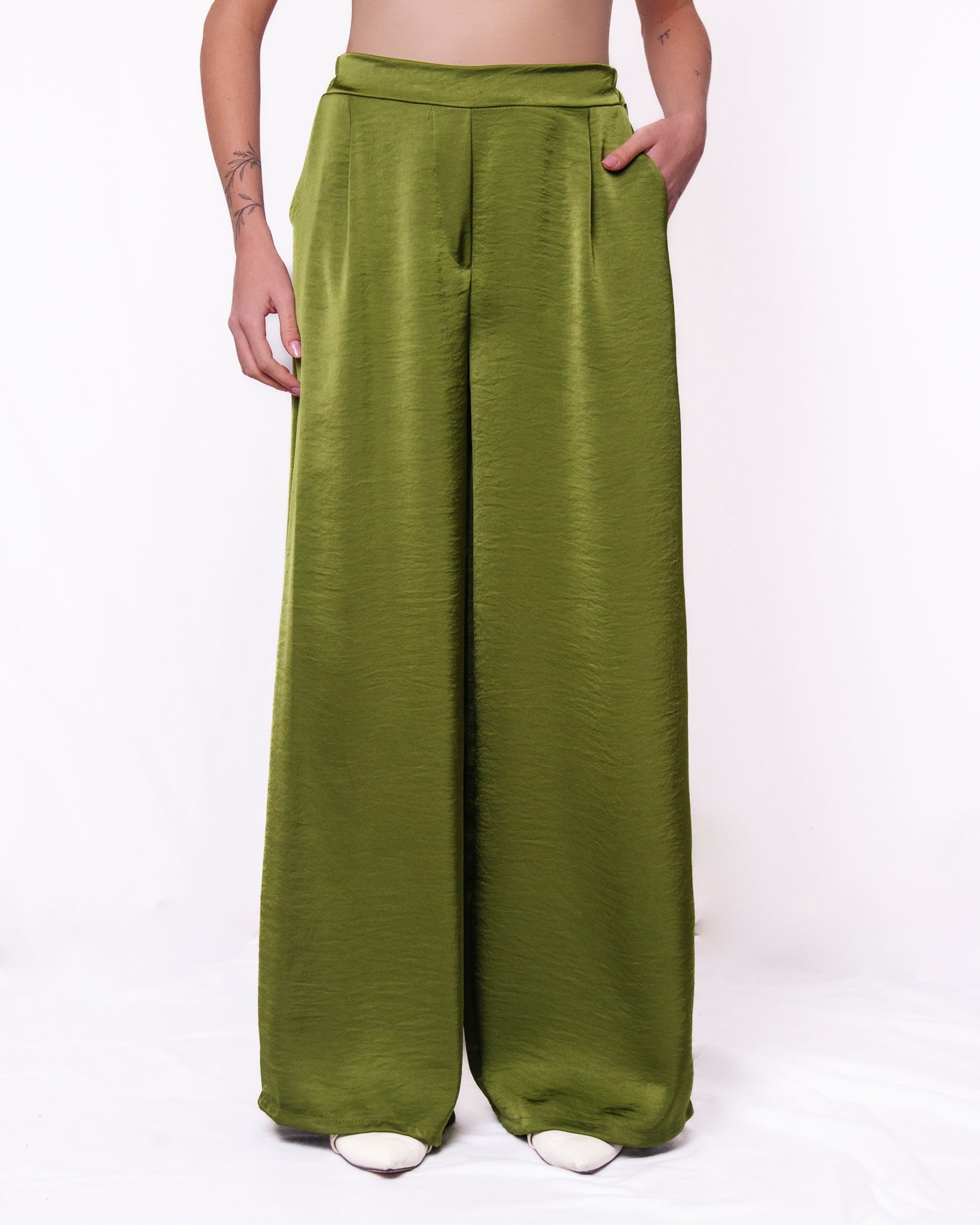 Pantaloni wide leg effetto raso elastico in vita Donna  -  3991BO