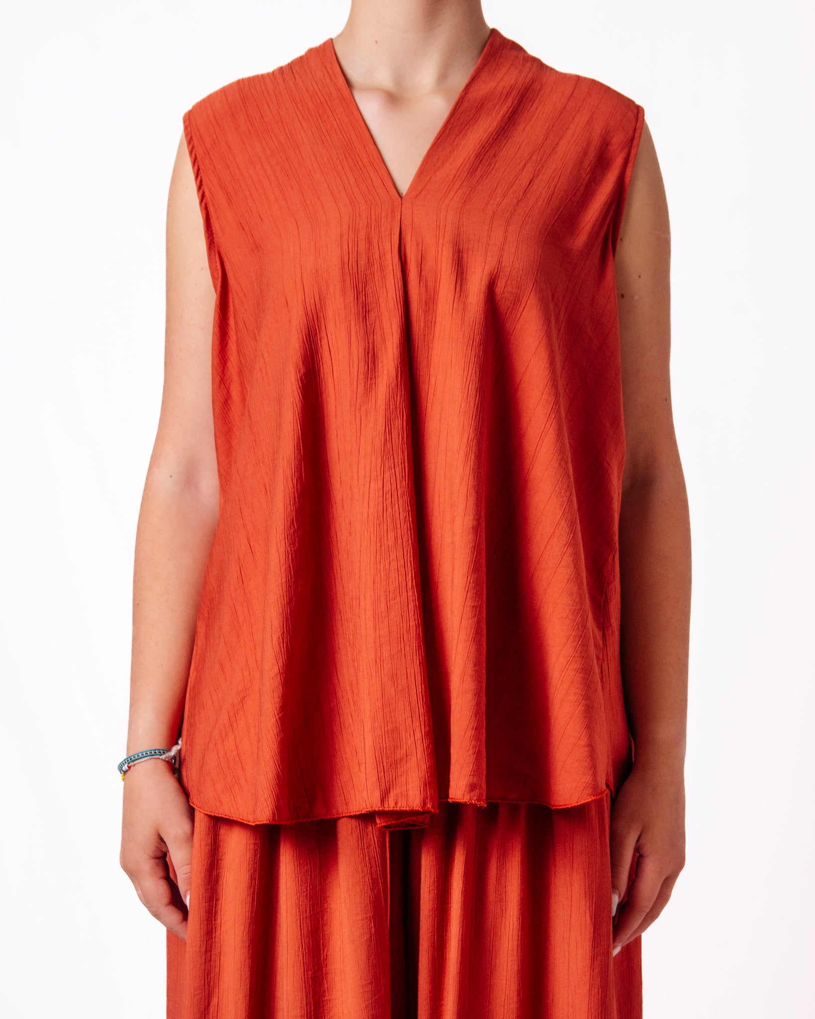 Blusa senza maniche scollo a V tessuto fluido Donna  -  26183CL