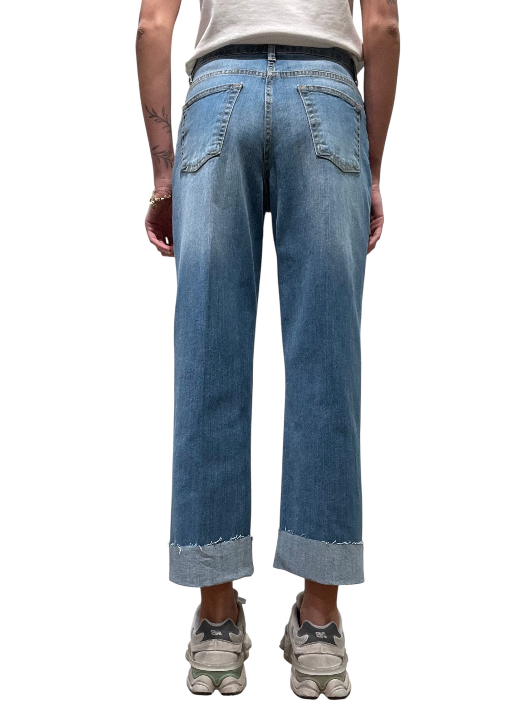 Jeans straight vita alta con strappi e risvolto Donna  -  AF237