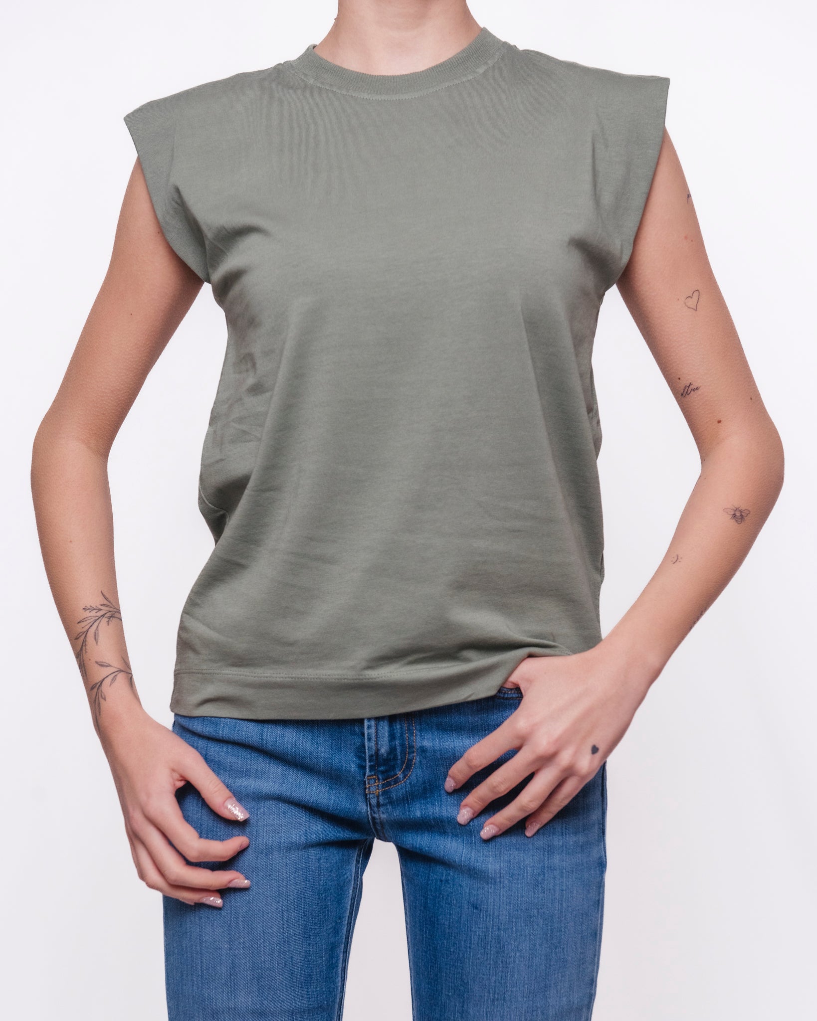 T-shirt senza maniche spalle strutturate Donna  -  2692