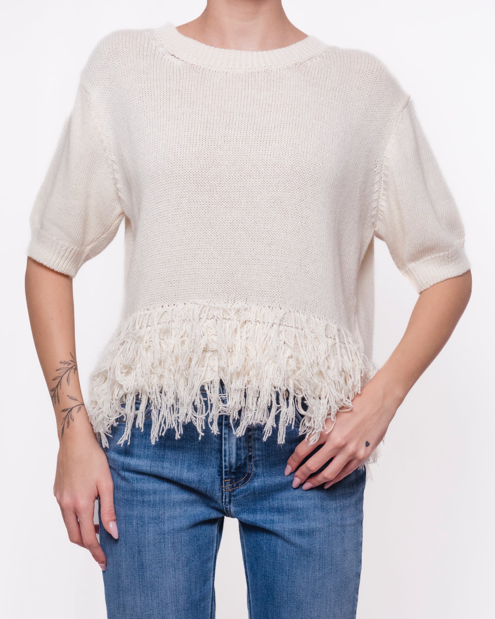 Maglione girocollo mezza manica con frange sul fondo Donna  -  V02V0022